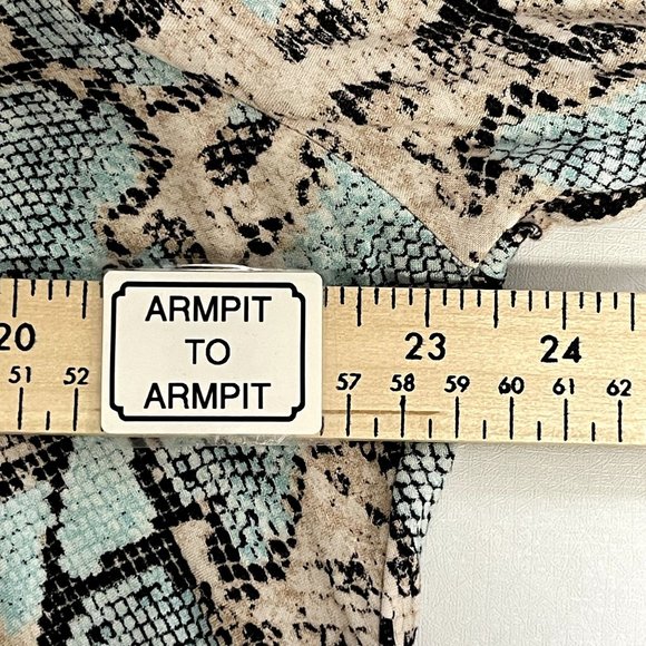 Karen Kane Womens Snakeskin Blouse Tie Front Long Sleeve Size XL - Picture 13 of 15